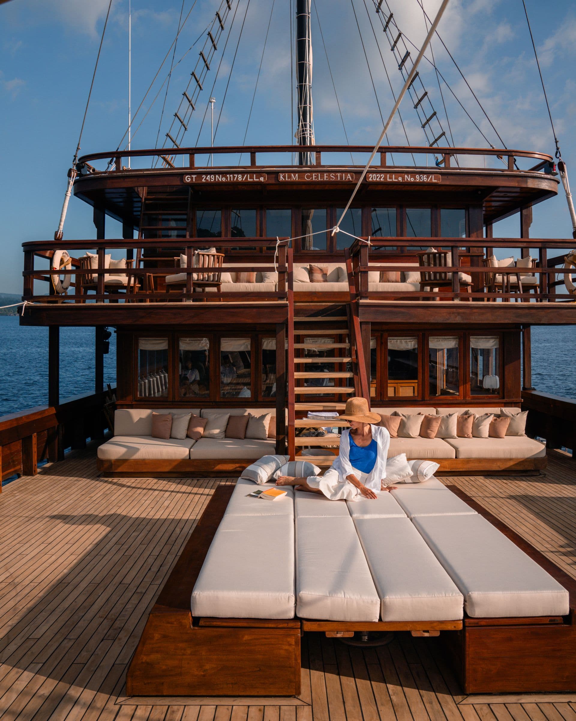 Main-deck